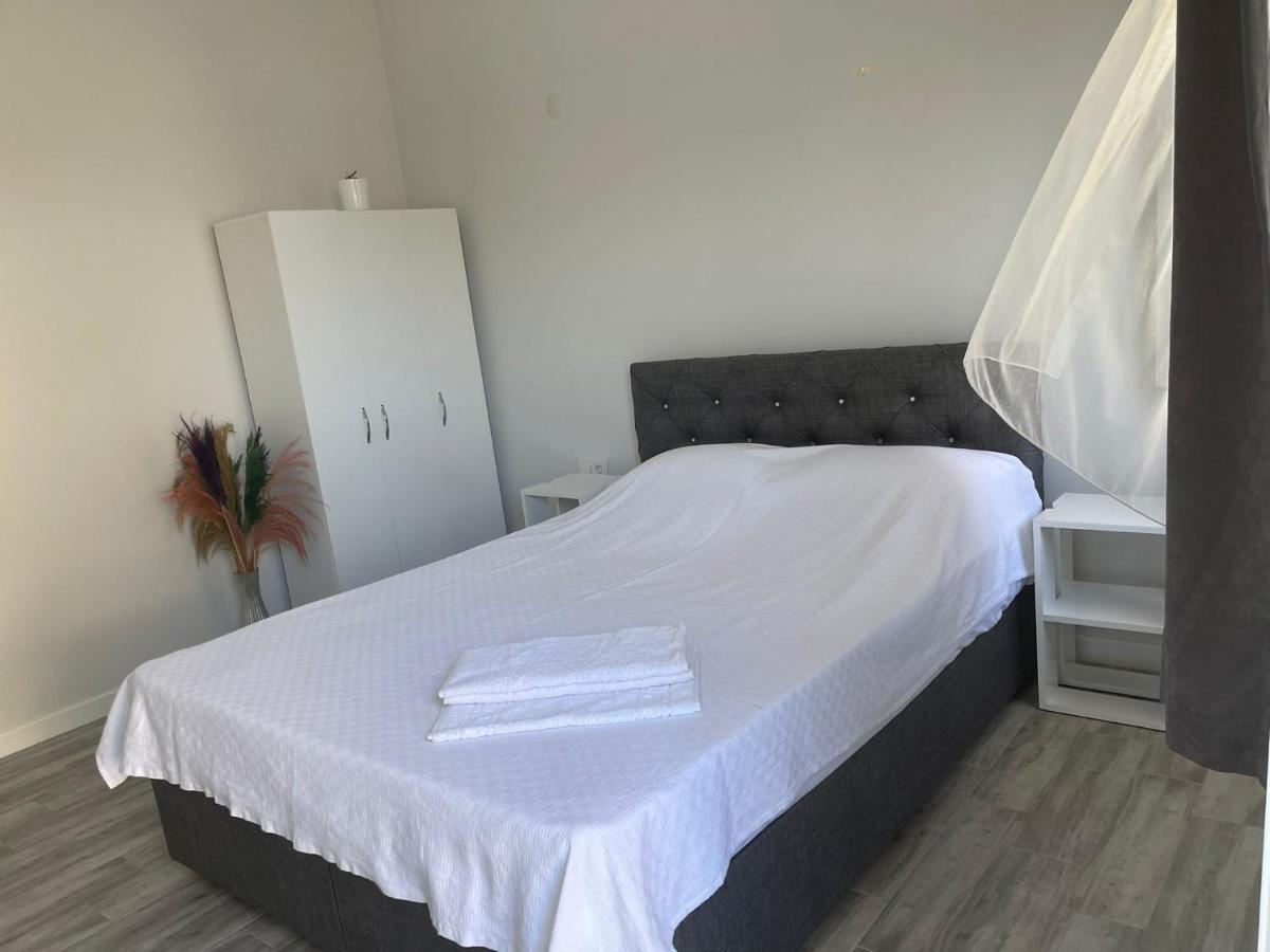 Merlin Apart Otel Karaburun  Exterior foto