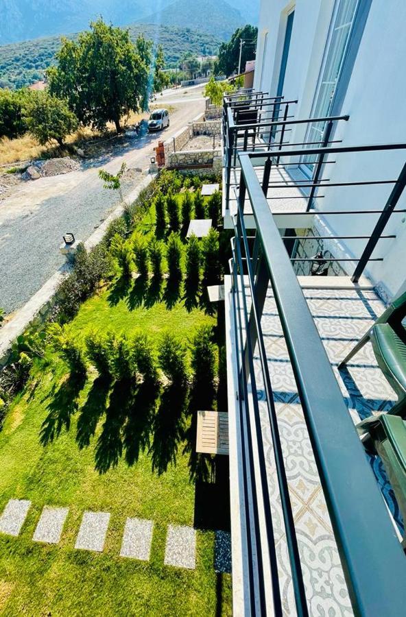 Merlin Apart Otel Karaburun  Exterior foto